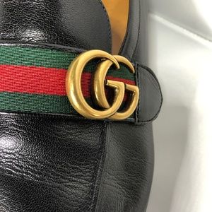 GUCCI Mens Leather Loafer Shoes with Double G Signature Hardware